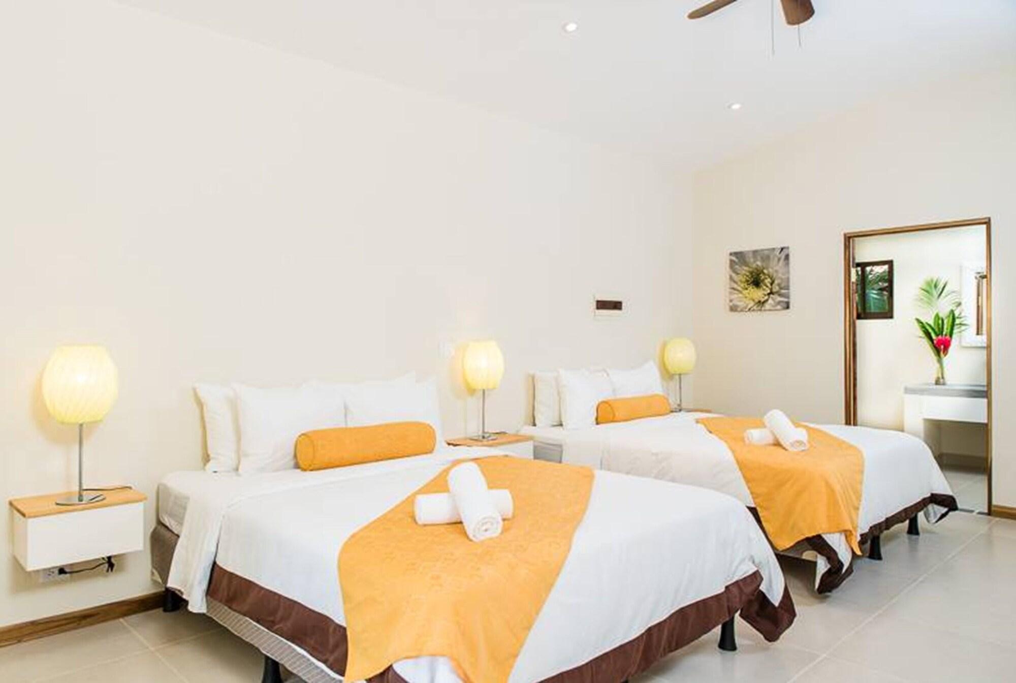 Hotel Pasatiempo Tamarindo Bagian luar foto