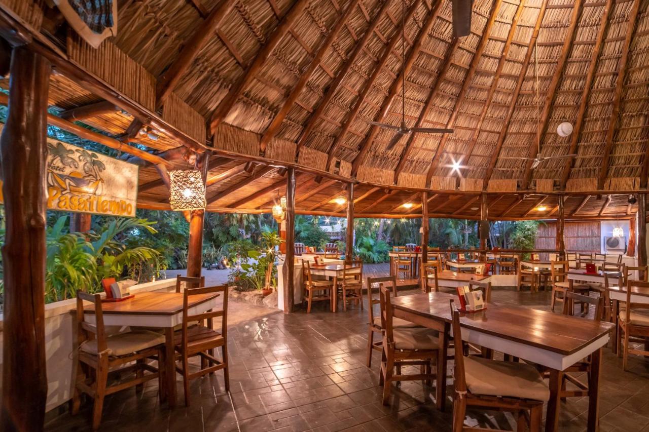 Hotel Pasatiempo Tamarindo Bagian luar foto