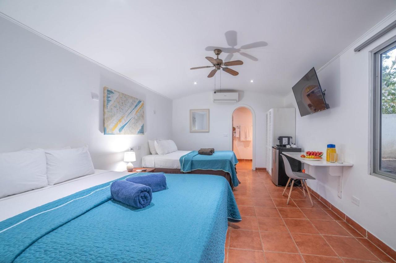 Hotel Pasatiempo Tamarindo Bagian luar foto