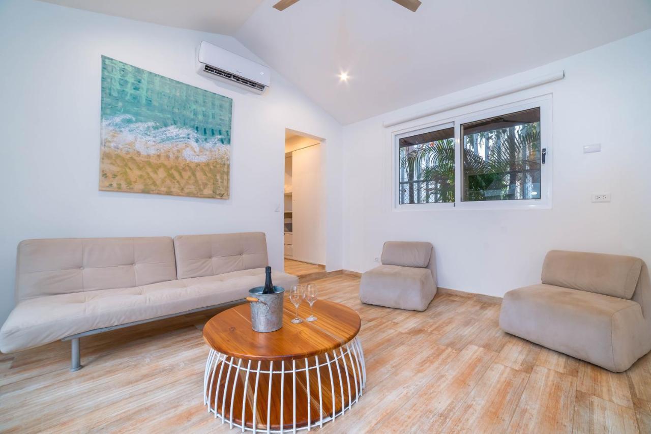 Hotel Pasatiempo Tamarindo Bagian luar foto