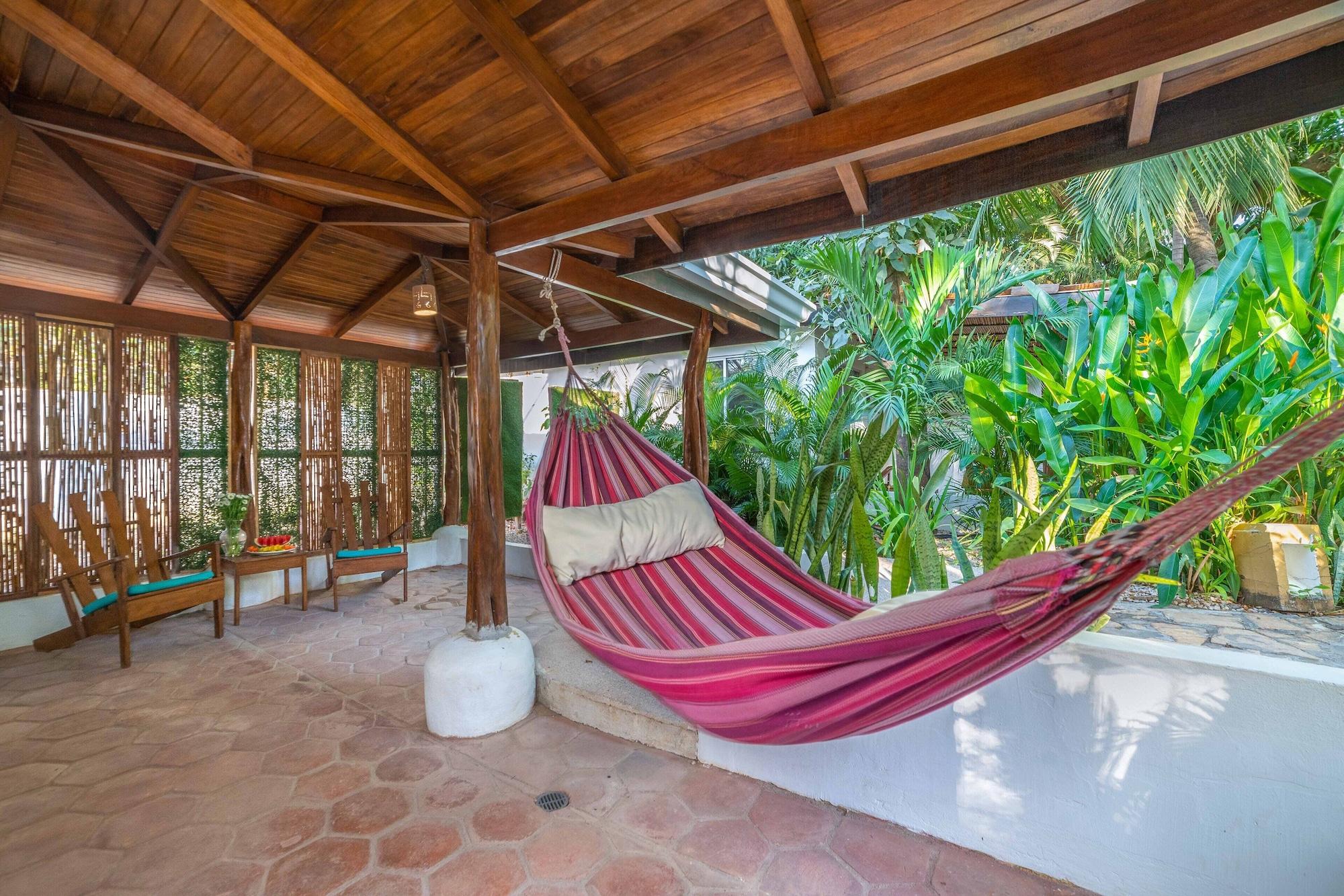 Hotel Pasatiempo Tamarindo Bagian luar foto