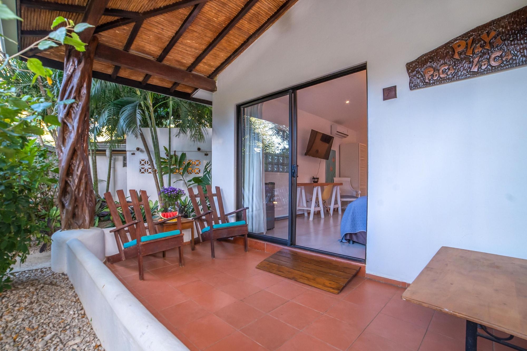 Hotel Pasatiempo Tamarindo Bagian luar foto